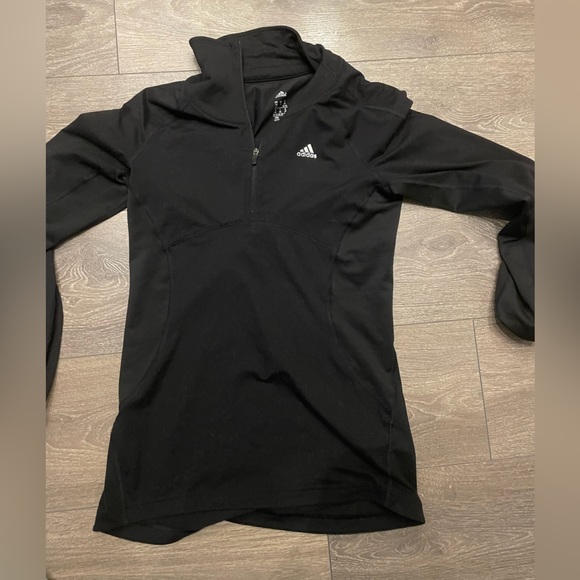 Adidas lady’s sport top - Picture 1 of 1